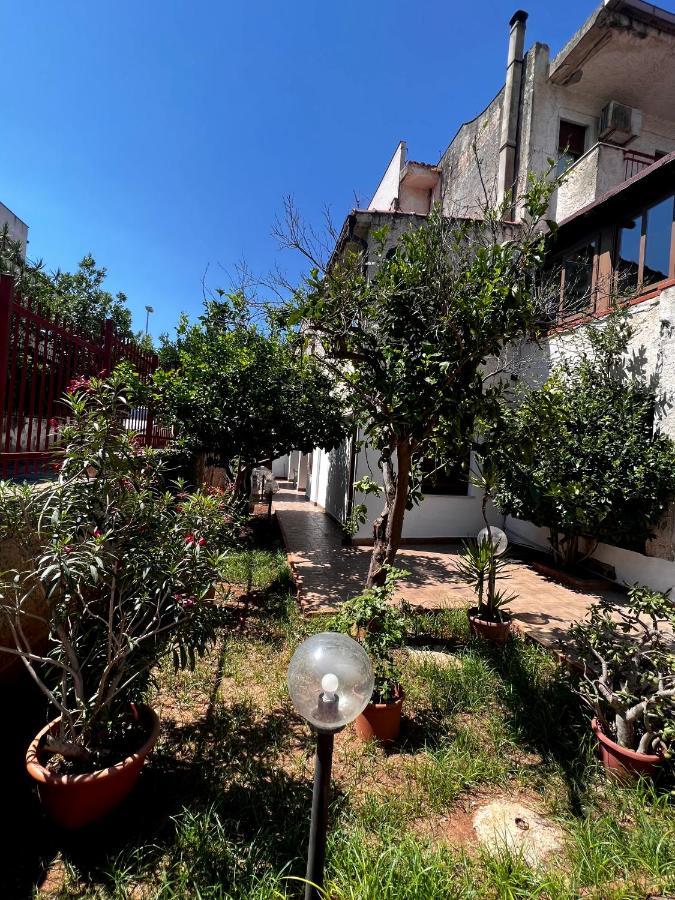 Casa Vacanze Febo Apartment Палермо Екстериор снимка